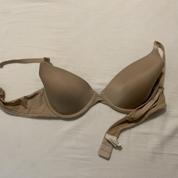 nude Calvin Klein bra - Picture 2 of 2